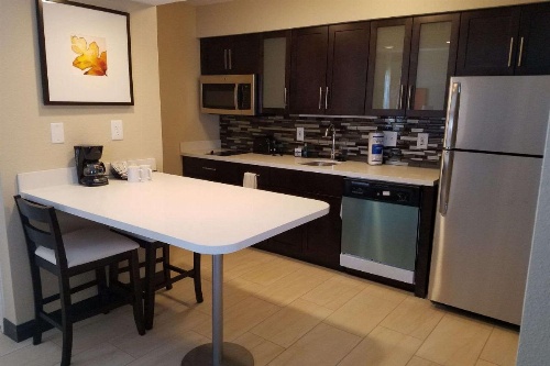 Hawthorn Suites by Wyndham image 10