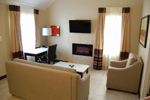 Hawthorn Suites by Wyndham image 15