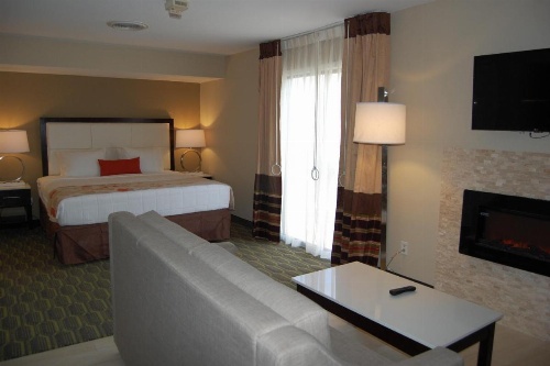 Hawthorn Suites by Wyndham image 17